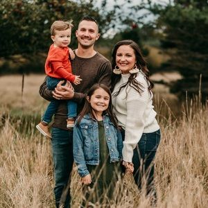 Meet your Posher, Carly